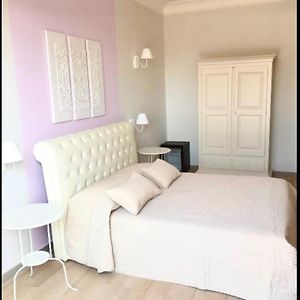 Simonetta's Rooms